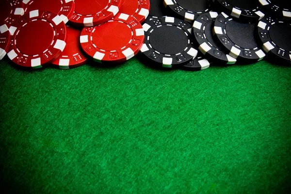 musangtoto live-dealer table on mobile app showing Dragon Tiger game